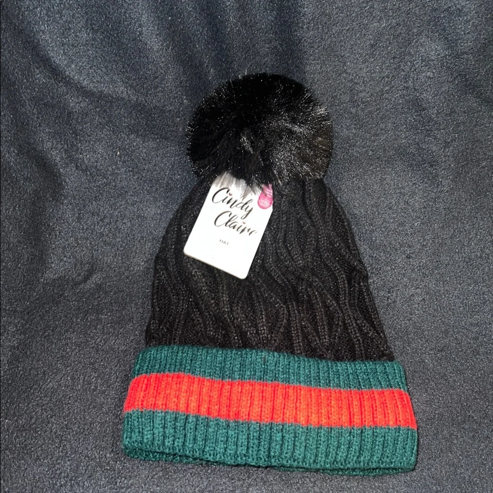 NWT Black Knitted Faux Fur Lined red & green stripe beanie with Pom Pom